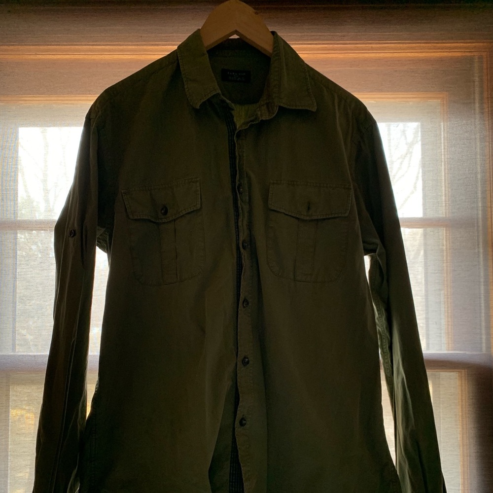 Men’s cargo style shirt from ZARA. Size Large.